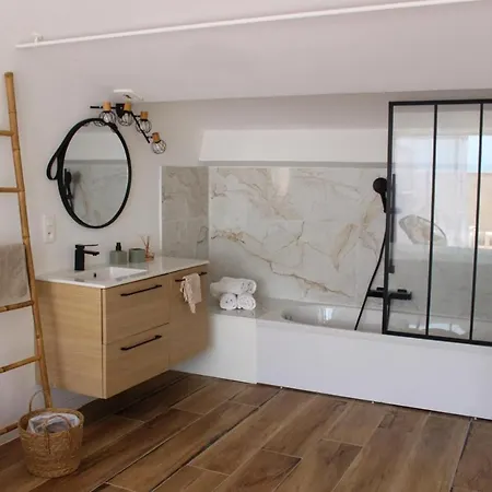 Appartement Duplex Vue Imprenable Sur Le Golfe Et La Citadelle, Centre